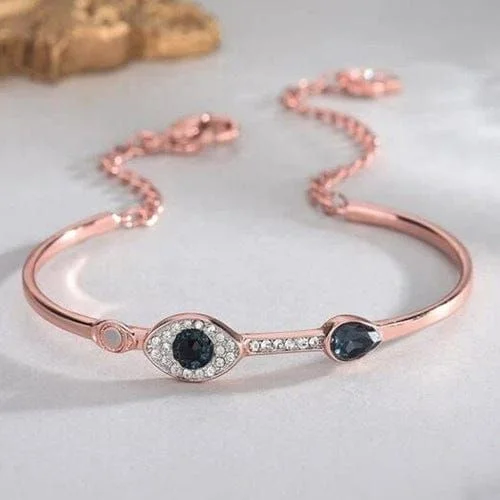 Herringbone diamond bracelet
