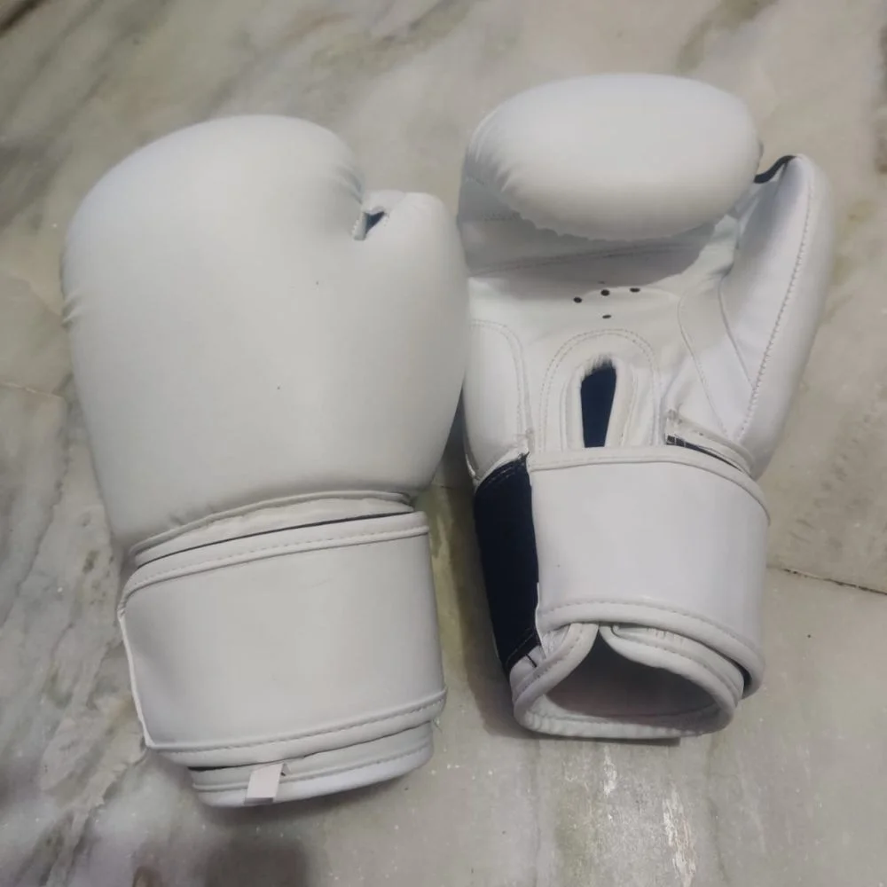 Silver Shiny Leather Winning Boxing Gears