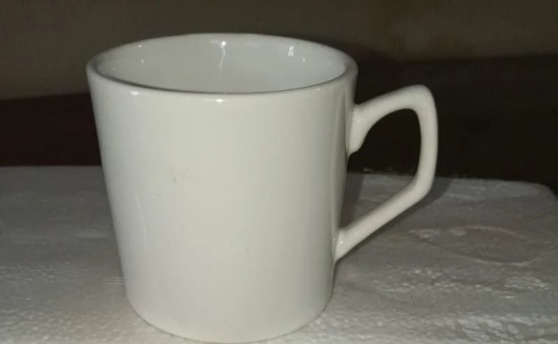 Ceramic mug with animals design