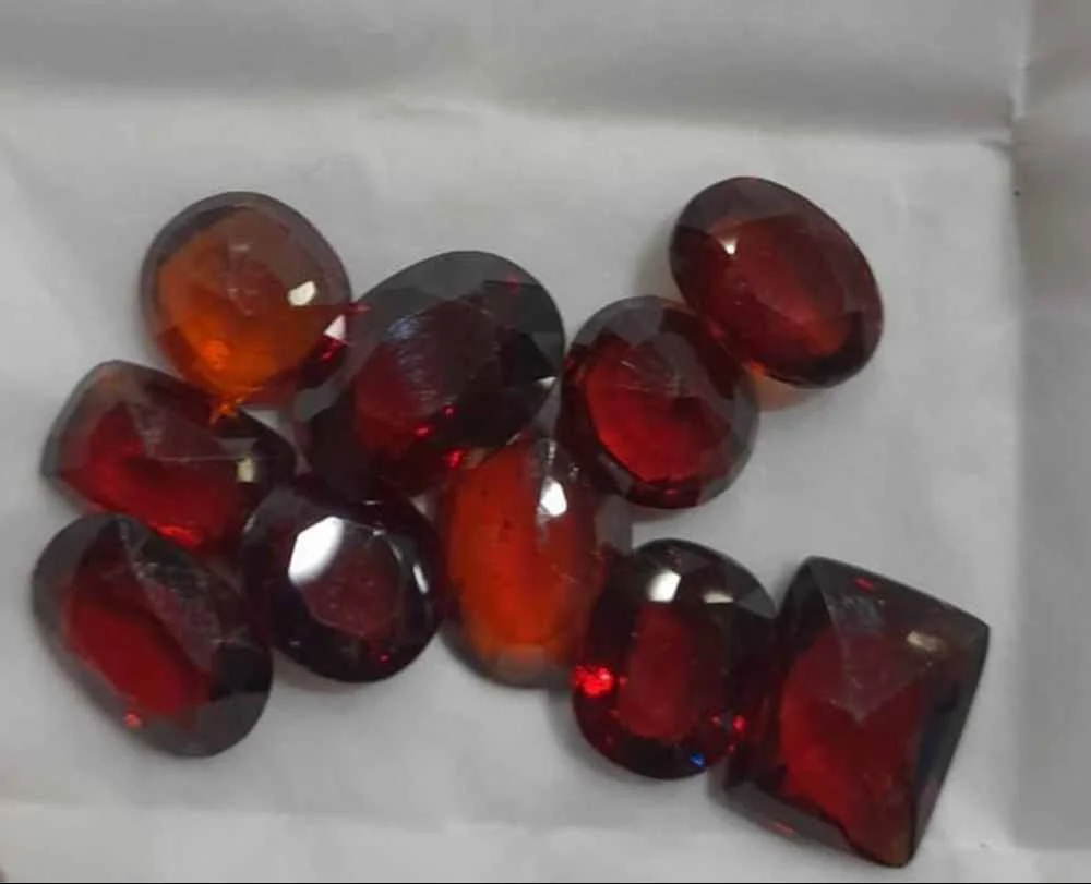 Natural Crystal Stones Orgone Pyramid