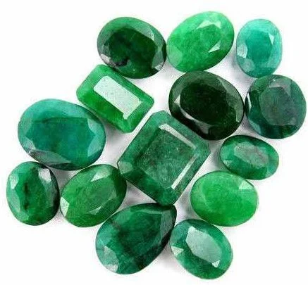 Bloodstone  Gemstone Plain Cabochons