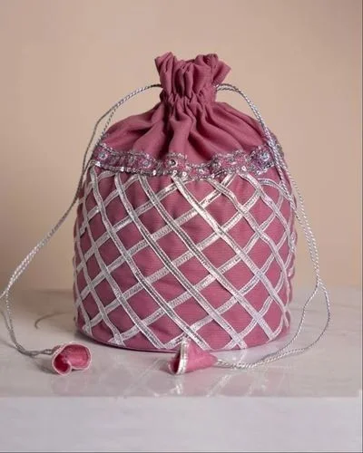 Eco-Friendly PP Non-Woven Bag: The Perfect Sustainable Fashion Statement