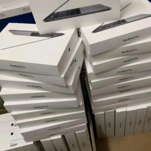 Apple MacBook Pro A1708 Retina Core i7 2.5GHz,16GB RAM,256GB SSD
