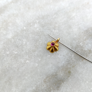 Flower shape handmade 18k solid gold charm