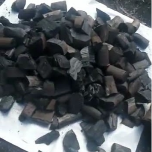 Hardwood Lump BBQ Charcoal .