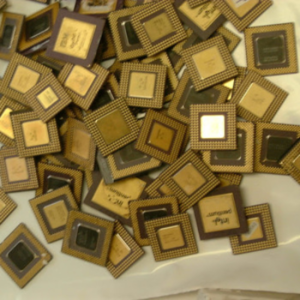 Pentium Pro Ceramic CPU Processor Scrap with Gold Pins