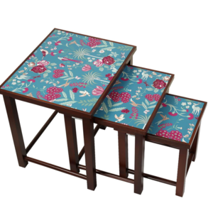 NESTING TABLE