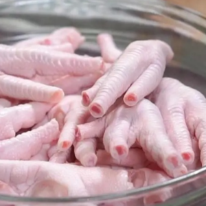 Frozen chicken feet paws in bulk for sale,