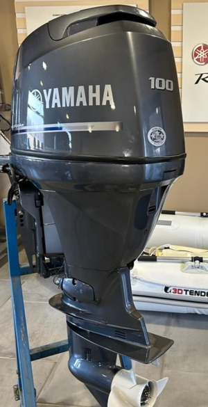 New Yamaha 100hp 4 Stroke Outboard Motor