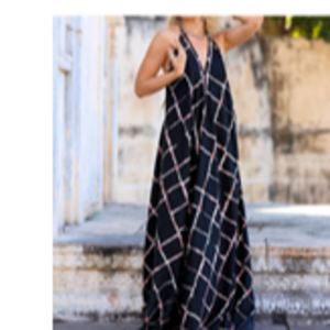Women's maxi dress with geomagnetic print