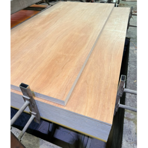 KERUING PLYWOOD