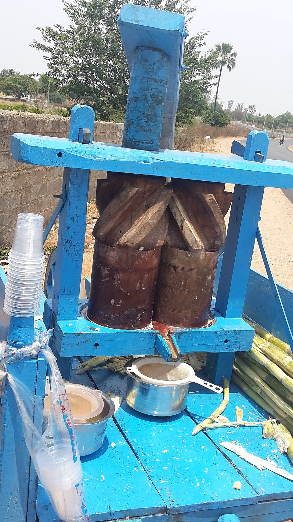 Veera D100SC Restoring used Bike oil to Diesel distillation plant