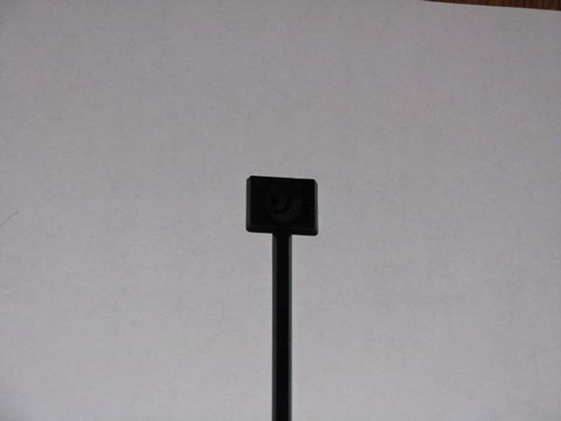 Pole / Floor Mount