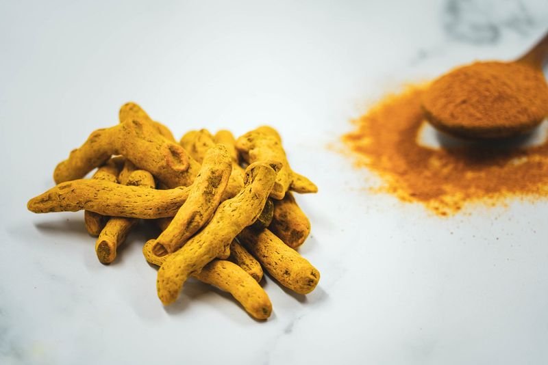finger turmeric