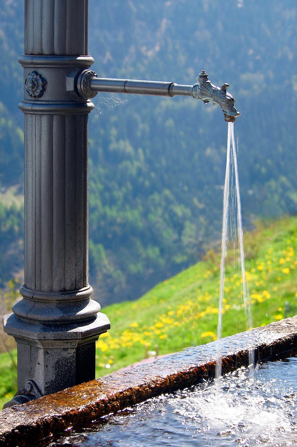 Small hydro power station
