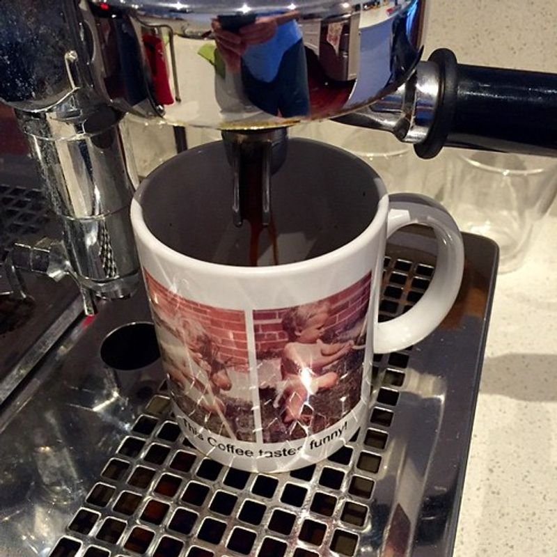 Inner Coloured 11 Oz Mug