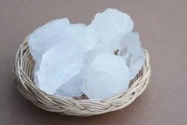 DAIMOND SHAPE SALT LAMP W-BASKET