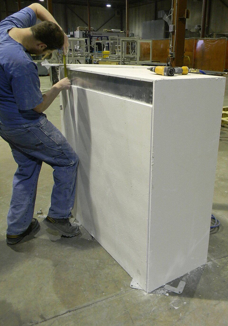 White Mania Cabinet