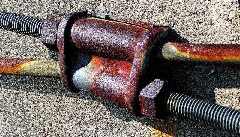 Oil Pump Holder