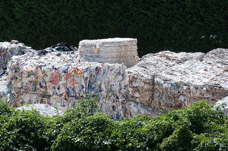 OOC K4 cardboard bales