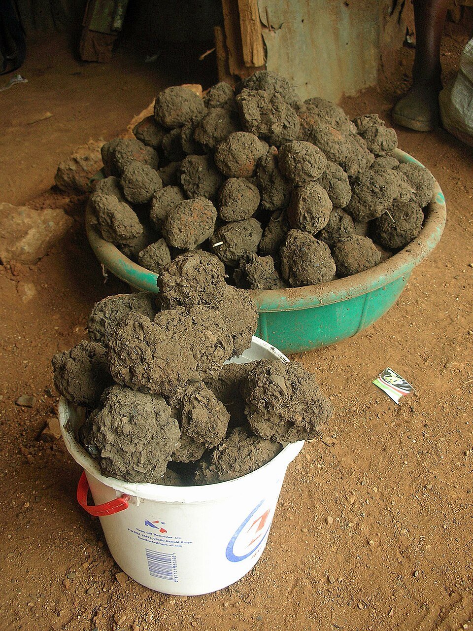 Cow Dung/Kanda