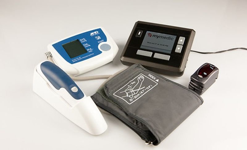 Omron M10-IT Blood Pressure Monitor