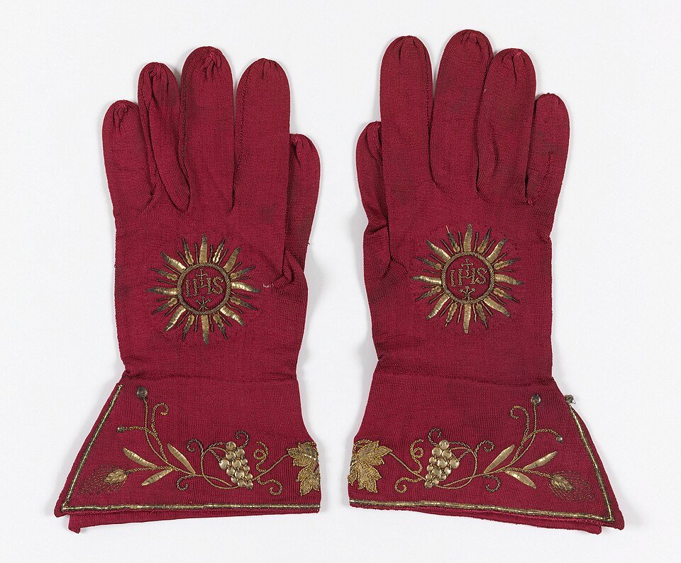 Cranberry Gloves, wholesale cranberry gloves, sell cranberry gloves