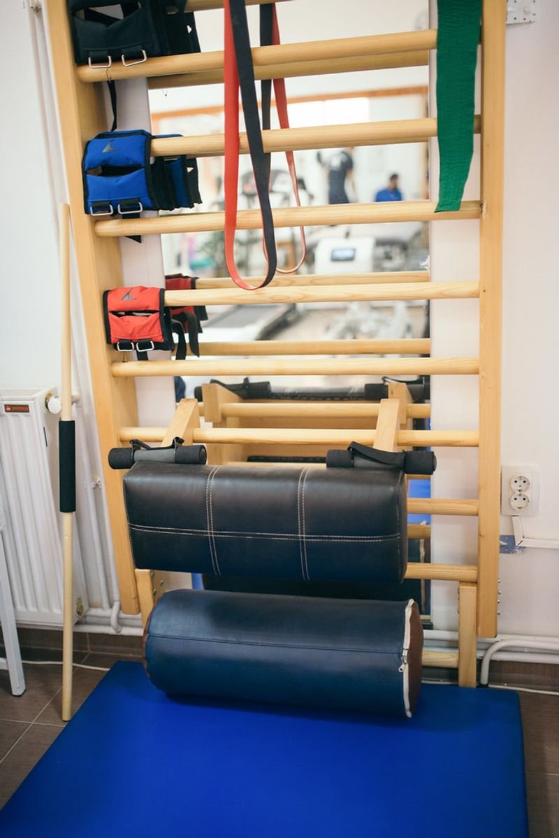 Physical therapeutic equipment