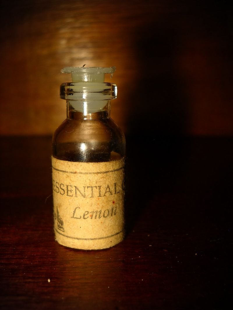 Lemon Grass Oil