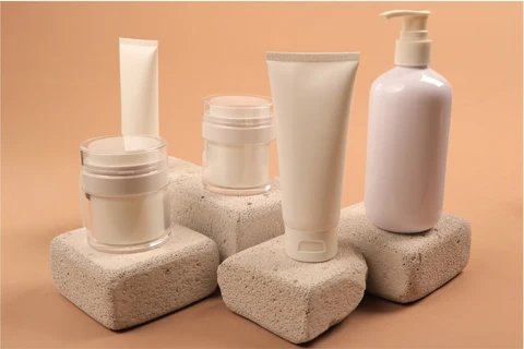 Versatile Refillable Bottles – Perfect for Hand Sanitizer, Shampoo & Body Wash HDPE