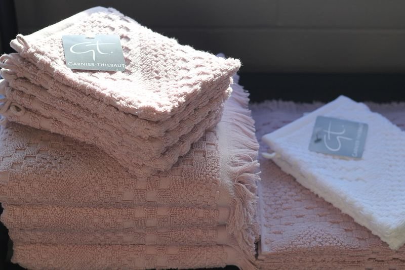 Disposable Hotel Bath Towel