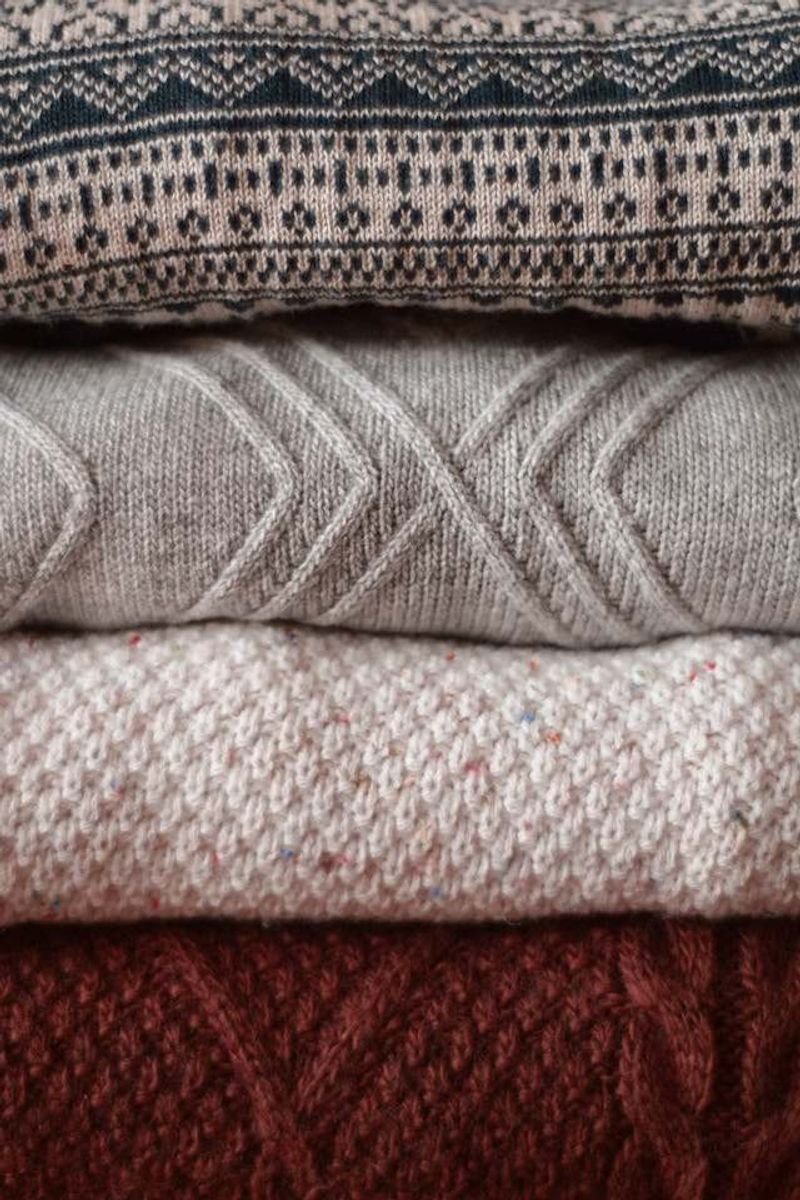 Sweater Stock