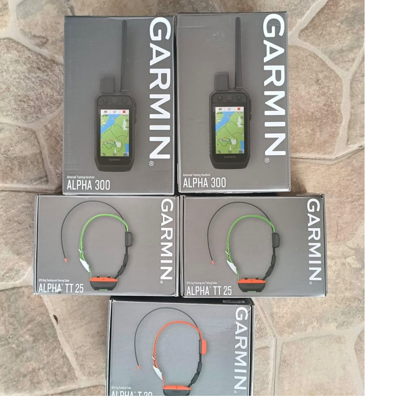 Garmin Alpha 300/TT 25 Bundle, Advanced Tracking and Training System