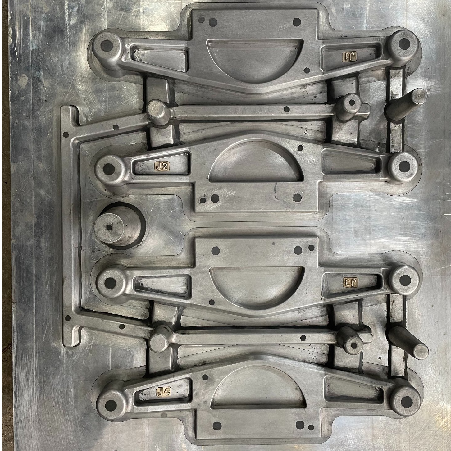 Machine Moulding Pattern & Dies