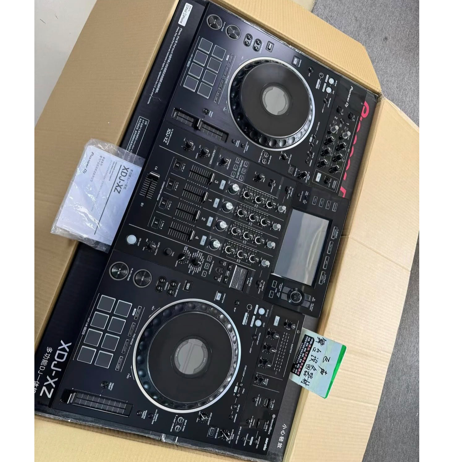 Pioneer DJ DDJ-FLX10 4-deck DJ Controller - Black