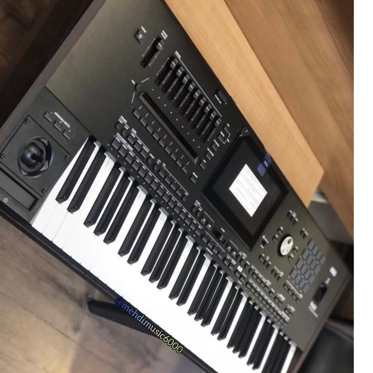 Korg Pa5X 61 61-key Arranger Workstation