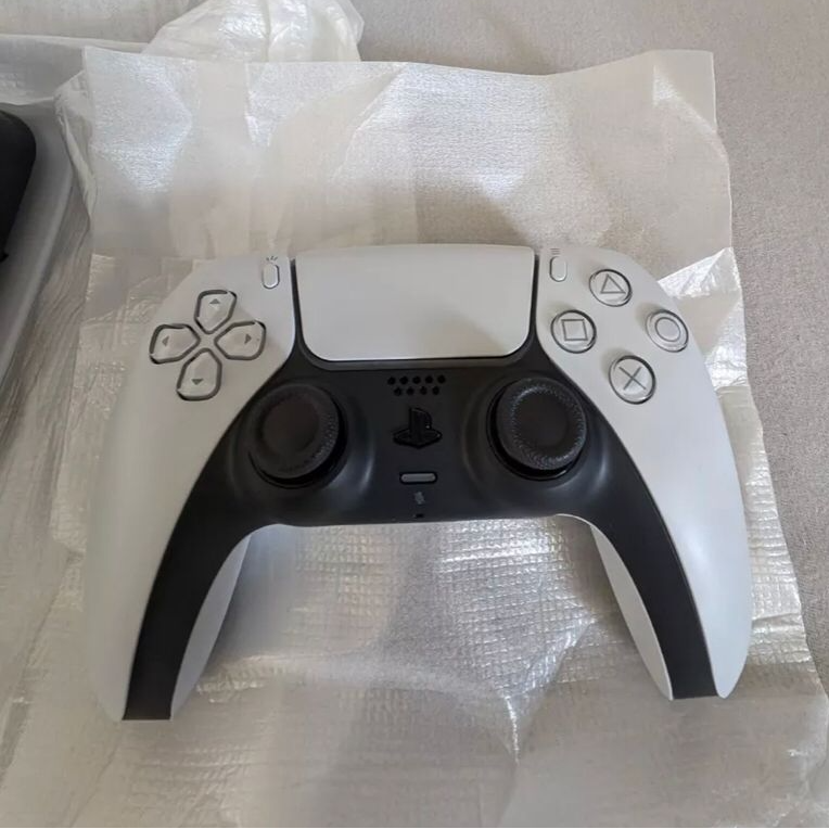 New Sony Playstation 5 1TB