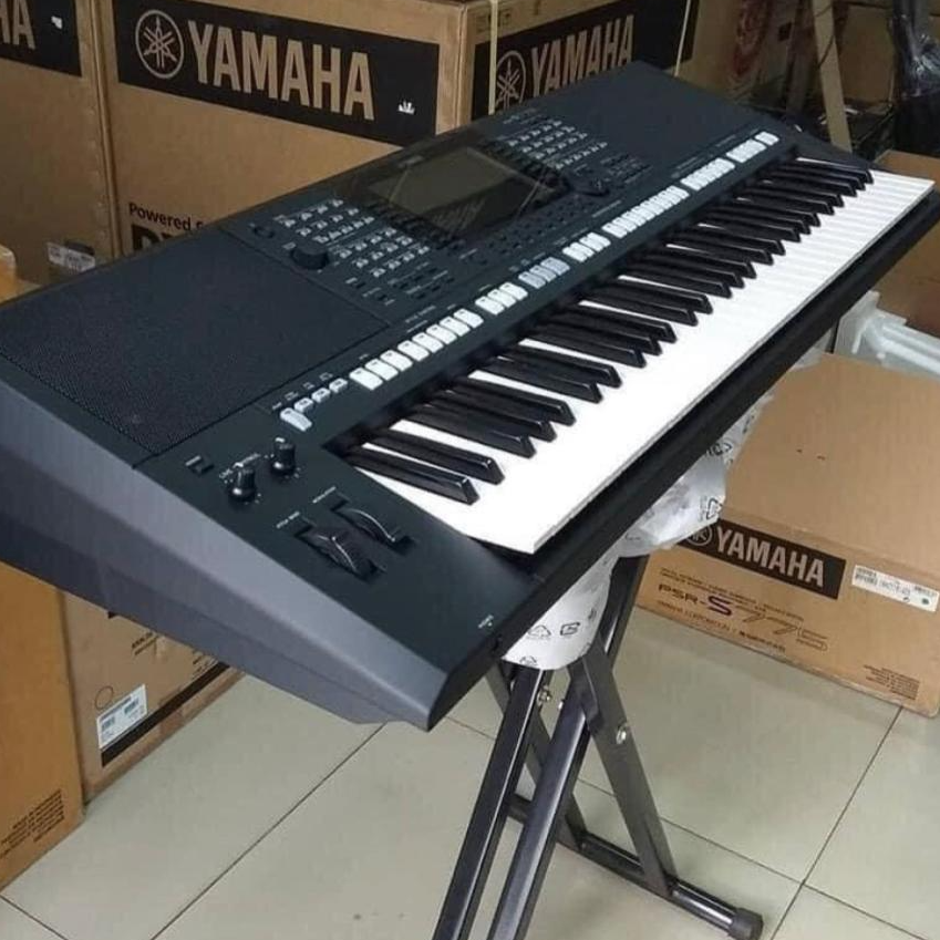 Yamaha psr s775 keyboard