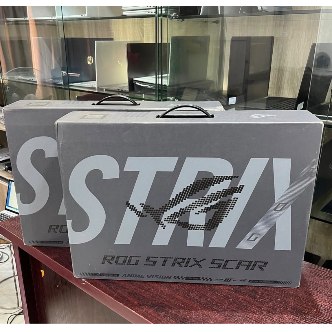 ASUS ROG Strix SCAR 18 (2025) Gaming Laptop, 18” ROG Nebula HDR 16:10 2.5K 240Hz/3ms, NVIDIA GeForce RTX 5090, Intel Core Ultra 9 275HX, 32GB DDR5, 2TB