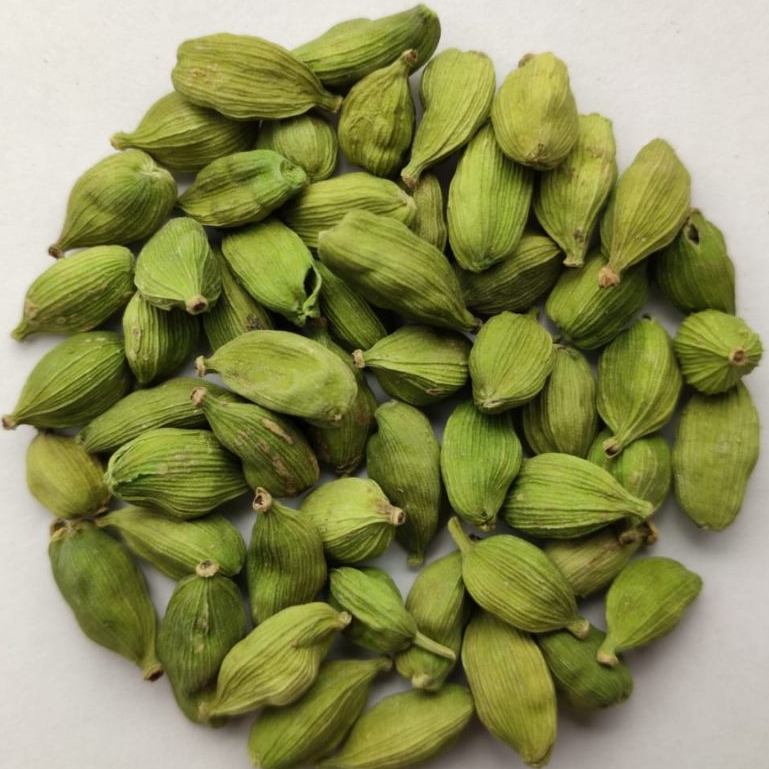 GREEN CARDAMOM 8MM