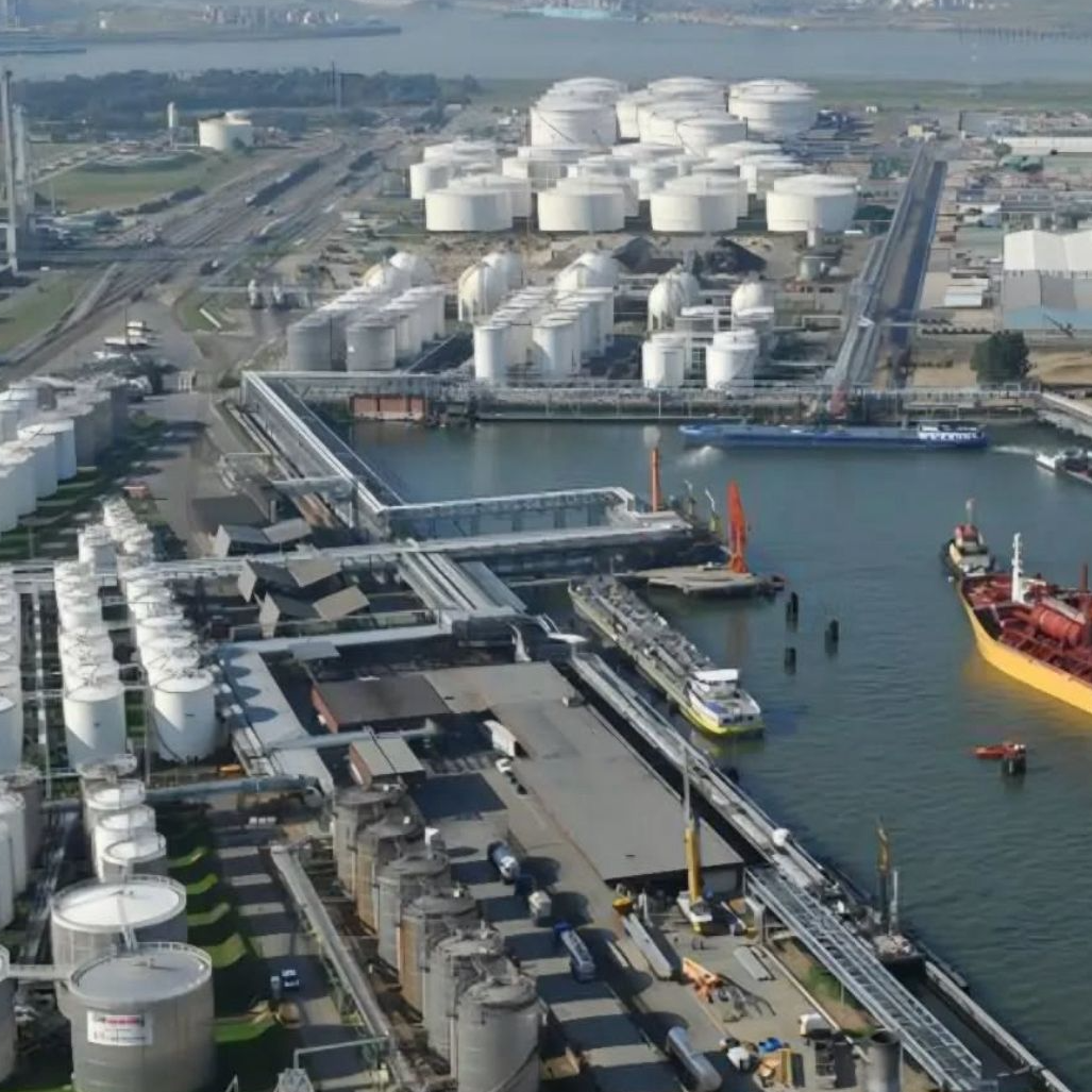 Available Tank farm leasing for refined petroleum fuels Tristar Terminals BV