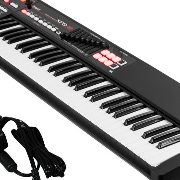 Roland XPS 10Expandable Synthesizer Pro Keyboard Black
