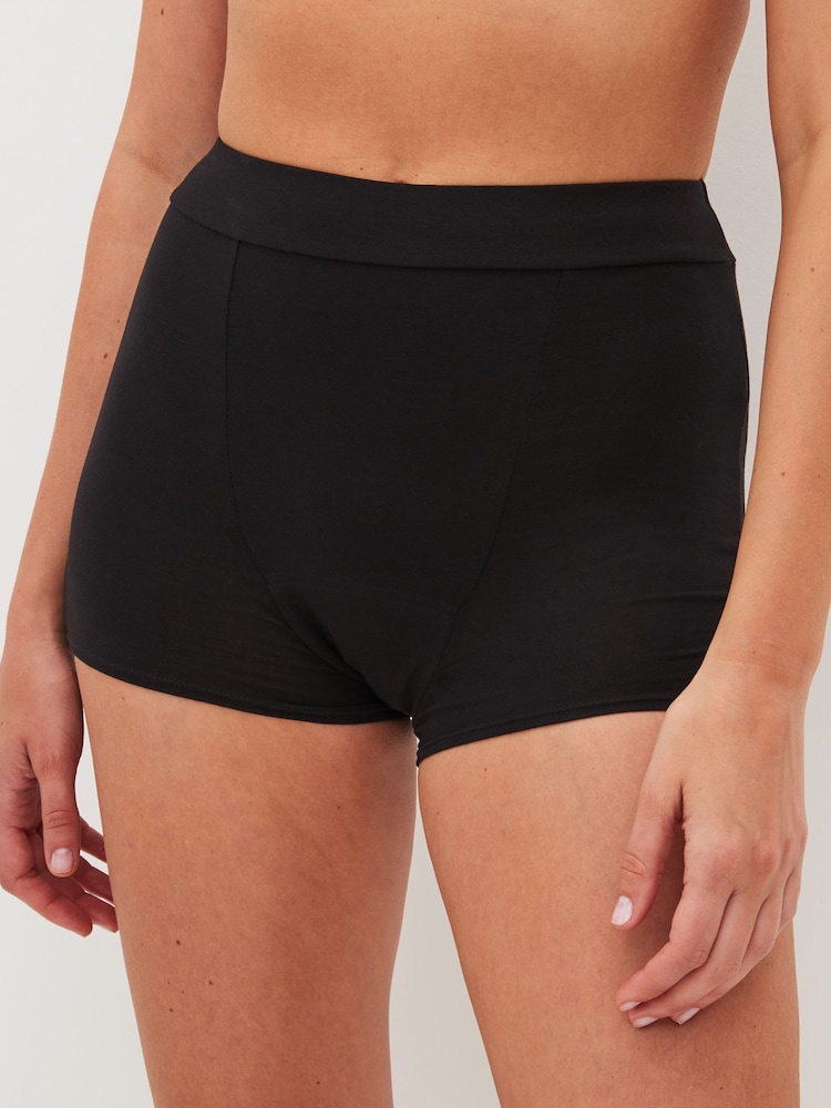 Unique Ruseable period underwears, bumshorts and pads.