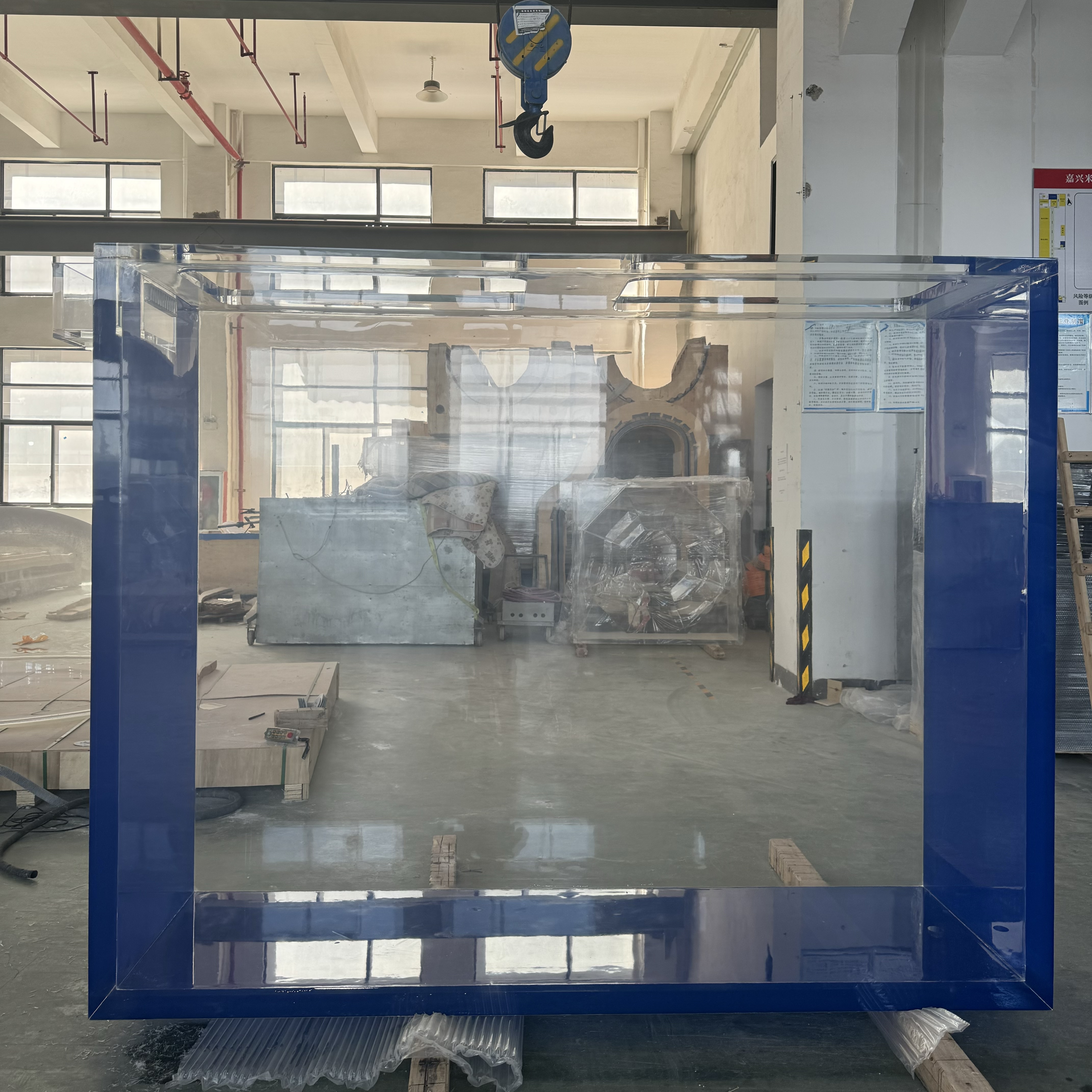 Large Arc Acrylic Fish Tank Aquarium for Shopping Mall Marine Display Systems